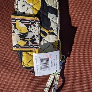 Vera Bradley Smartphone Wristlet Dogwood 12423-134